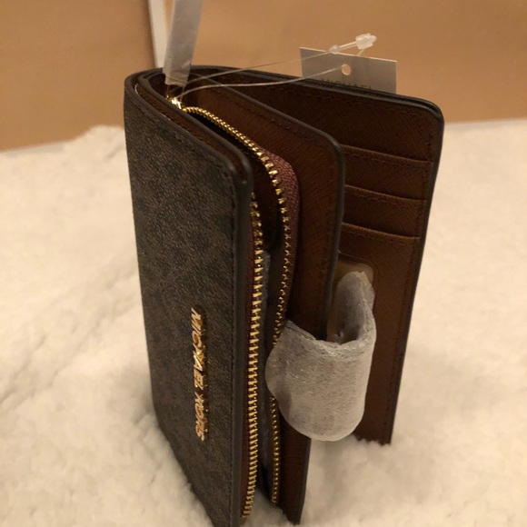 MK Ladies Wallet - Picture 3 of 4